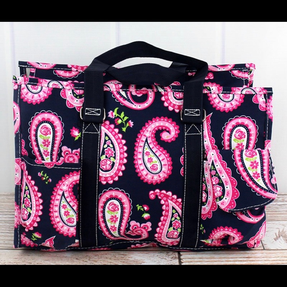 New! Paisley passion utility tote w/navy trim